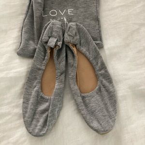 NWT Gap Love slippers, Small